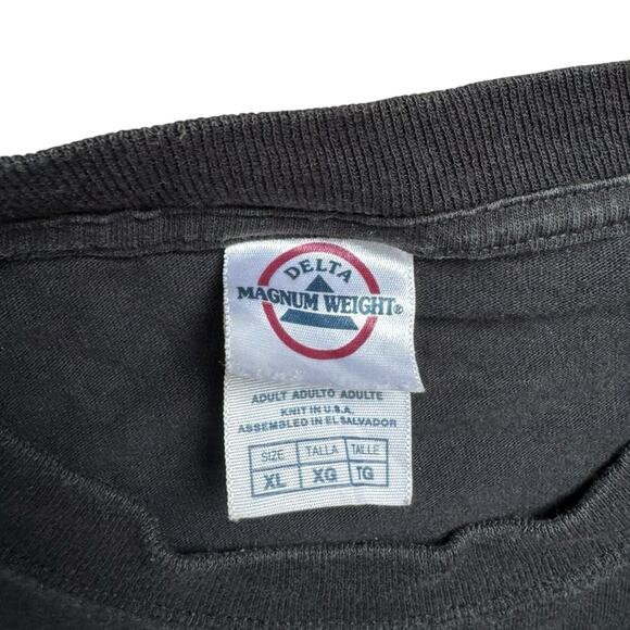 Vintage Y2K Hooters tshirt Myrtle Beach, SC Delta medium weight - Picture 2 of 4